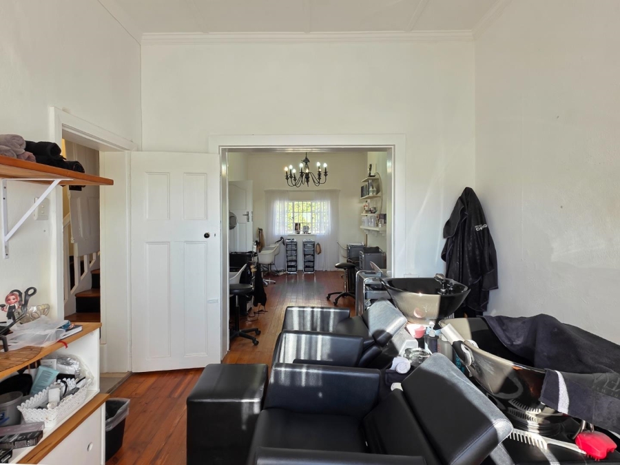 3 Bedroom Property for Sale in Sea Point Western Cape